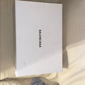 balenciaga shoe box